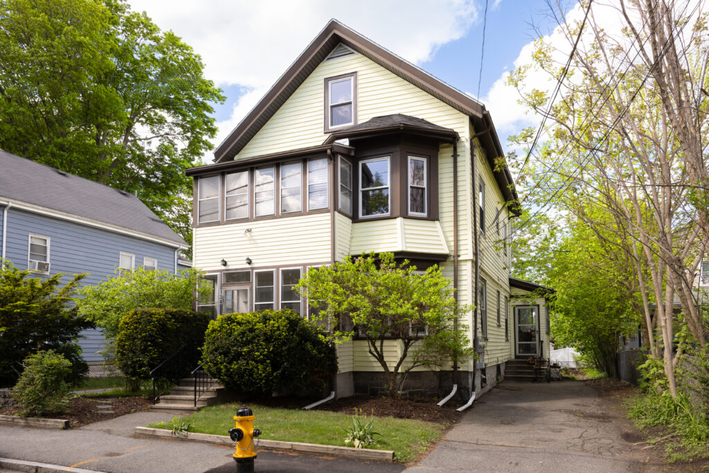 Coming soon: a two-family gem just off Moody Street in Waltham with 5 beds, a big yard, updated finishes, and solid rental potential. Enjoy space, nature, and financial sanity—without losing your connection to Cambridge or the restaurant scene.